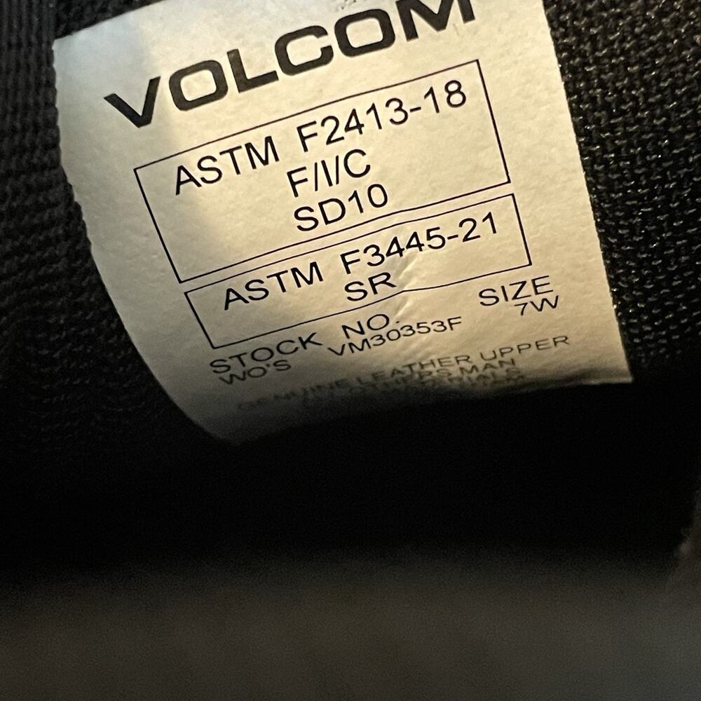 Volcom Comp Toe Sneakers - Picture 7 of 15